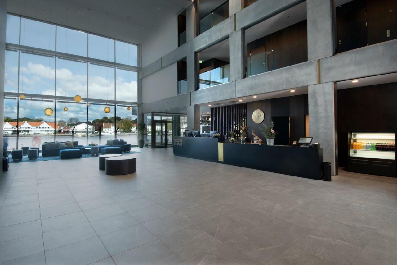 Mandal Hotel Kültér fotó