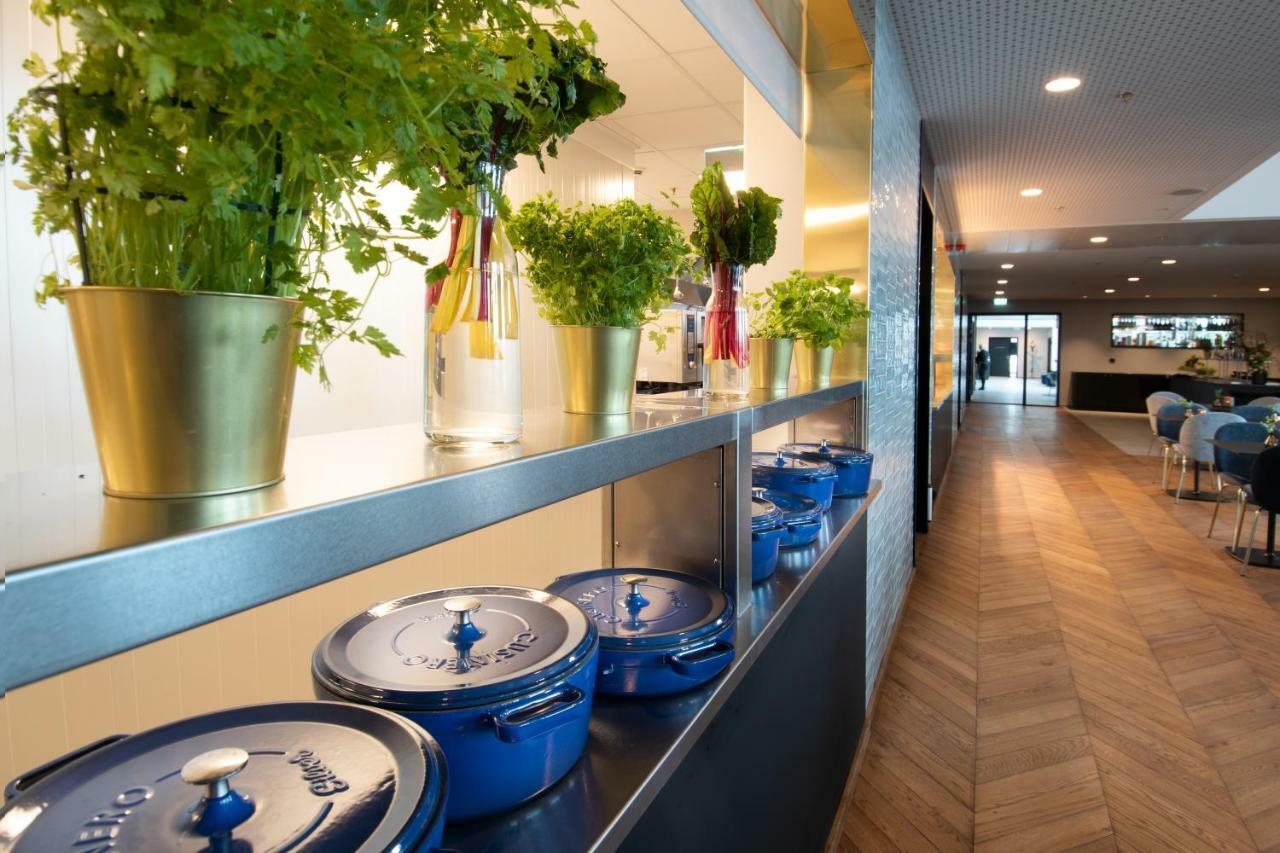 Mandal Hotel Kültér fotó